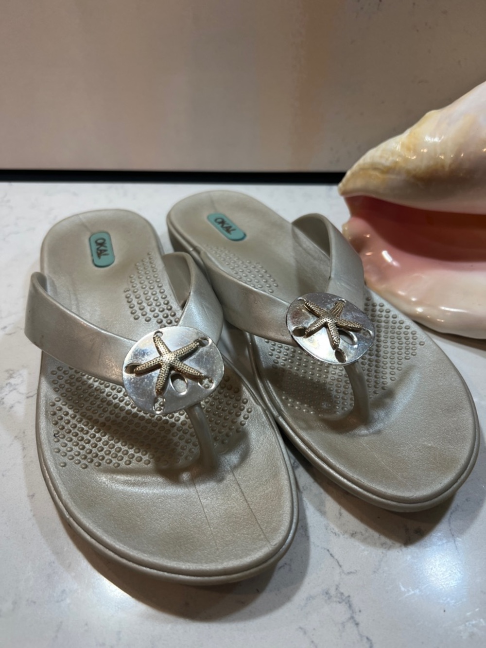 Oka-B Sand Dollar Embellished Thong Sandals Size M/L